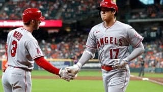 大谷翔平、右手１本で運んだ３４号に被弾投手も「マジかよ」の表情！米データ会社も唖然「エイリアン」「正気じゃない」