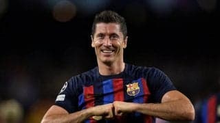 「最高の人生」！ FWレバンドフスキが「小さなマーメイドたちと日曜日の楽しみ」と投稿した”休日オフショット”が絶賛される！  古巣決戦を前に見せた「スーパーパパ」姿