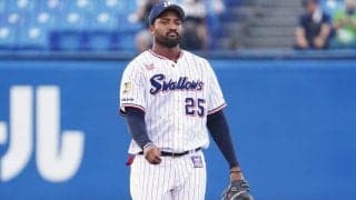 打者呆然の“曲芸捕球”は「サーカスしてる」　敵も味方も「みんなが戸惑ってる」