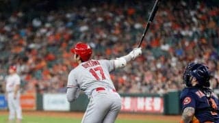 【MLB】大谷翔平の“片手打ち”、なぜ規格外の飛距離？　専門家が語る「右投げ左打ちの習性」