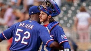 MLBで生まれた珍三振　大谷キラーのレ軍捕手、思わぬ妙技に米ファン驚き「何だこれ」