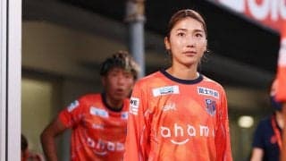 「可愛い」「制服まだまだいけるよ」仲田歩夢が「母校の高校制服姿」を公開！ 本人が「この歳にもなってまさか」と謙遜した貴重姿