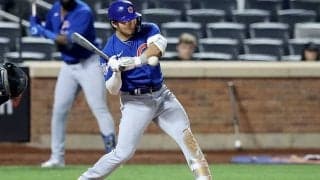 【MLB】鈴木誠也、151キロ直撃で悶絶の表情　痛み堪えてグラウンド歩き回るも出場続行