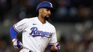 自分の打順なのにベンチでゆったり　大慌ての235億円スターに笑撃「これは面白い」