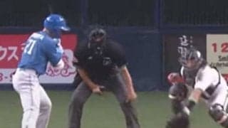 清宮も打席で思わず二度見…捕手大慌ての“緊急空中キャッチ”が「よく捕った」