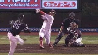 打者も不格好「ファウルすら前に飛ばさせない」　絶望の“無双球”に「かすりもしない」