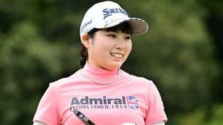 19歳尾関彩美悠、通算11アンダーで初V王手　同期・川崎春花が前週優勝「いいな～と…」