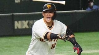 中田翔が吠えた！　3試合連発の勝ち越し22号ソロ…被弾の西勇は膝つき愕然
