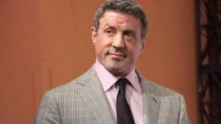 ローマ、映画界の大御所シルベスター・スタローンへ記念ユニを贈呈「え。ずるい」「FWで年間20点くらい決めそう」