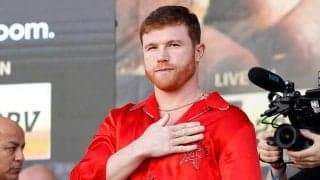 カネロ計量会場に現れた美人妻＆5歳愛娘　無邪気な応援に海外和む「可愛い」「美しい」