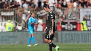 モンツァ戦でヒジ打ち、愚行退場のディ・マリアがSNSで謝罪「負けたのは僕のせい」