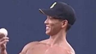 全身ムキムキ右腕の「絵面が凄すぎ」　筋肉だけの132キロ始球式が「クッソ面白い」