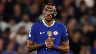 「うちの一家は青一色！」家族皆でチェルシーに染まったオーバメヤンにファンから鋭い指摘「赤が交じってるぞ」