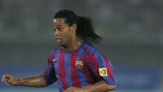 「正真正銘の史上最高」蘇るロナウジーニョ「変幻自在ドリブル」や肩キープで見せつけた「異次元テクニック」