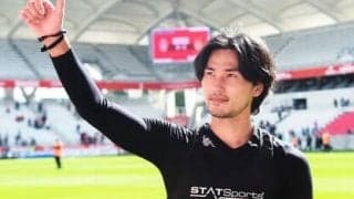 伊東純也はスピード、南野拓実は連係から１対１。ふたりの日本代表アタッカーは異なる武器でファンを魅了する