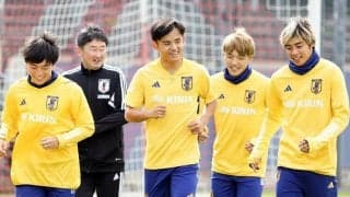 久保建英「オレひとりでいいの？」ドイツ遠征中の「少年とのやりとり」に「言い方優しい！」「ちゃんとお兄さん」の素顔