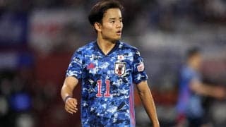 久保建英「一緒に撮らなくて大丈夫？」、少年ファンへの神対応に「メッチャ優しい」「人柄も超一流」と称賛の声