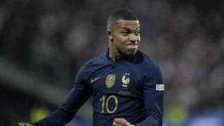 ｢こんなんチート｣!!  ムバッペがDF4人を振り切る「超カウンター」圧巻ドリブルで｢先制ゴール｣！フランスの「初勝利」に貢献