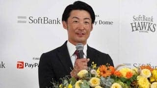 鷹・明石健志、現役引退は「力不足。それが理由」　本拠地で会見、19年の現役生活に別れ