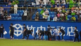 ヤクルト-DeNAは1時間30分遅れで開始　神宮球場“外野水没”もグラウンド整備に拍手