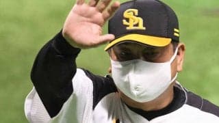 鷹、劇的勝利でマジック4に！　今宮の勝ち越し適時打で本拠地最終戦を白星で飾る