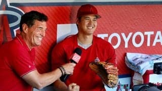 【MLB】大谷翔平が「通訳なしで会話してる」　そばで見守る水原一平氏が「誇らしそう」