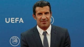 ｢高度6166m｣のサッカーでギネス記録!! 元ポルトガル代表FWルイス・フィーゴが無重力空間でプレーし世界記録に