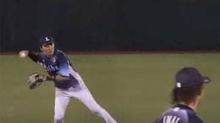 西武源田の「今年のベストプレー」　誰もが安打確信も…「何事もなかったかのように」