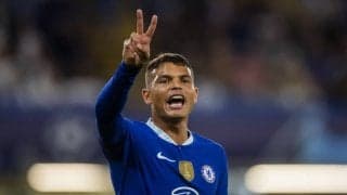 ｢チェルシーの女王｣礼賛の声!!“ブラジル代表DFの要”美人奥様の「背番号3」セレソンユニ写真に｢なんて美しい｣世界中から絶賛！