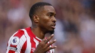 ｢イングランド代表のスタメンに入るべき｣!! ブレントフォードFWのループシュートがプレミア月間ベストゴールに! 監督賞と最優秀選手は｢マンチェスターUが2冠｣【動画】