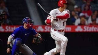 ベンチ内の大谷翔平にネット笑撃　悪戯された同僚への視線が「ツッコミどころ満載」