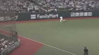 ボールボーイが命知らずの“神キャッチ”　高速打球が右へ左へ「心臓止まりかけます」