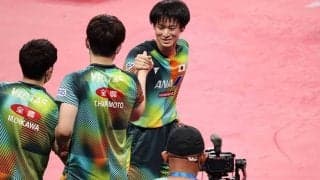 エース張本智和が苦戦　日本を救った全日本王者・戸上隼輔2勝「戦術に自信を持って」【世界卓球】