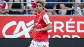 伊東純也がクロスをダイレクトで決めて今季3点目の勝ち越し弾！ しかし、その2分後に一発退場…