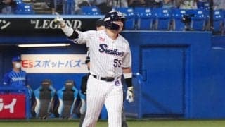村上宗隆、史上最年少の“打撃3冠王”に　シーズン最終戦で56号含む2安打2打点