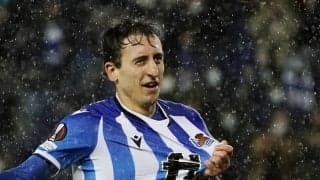 ｢久保の本当の戦いはこれから｣!! 久保建英のソシエダに｢背番号10｣がついに帰還! ｢楽しみしかない｣恒例の手荒い洗礼も…共闘に期待する声など続々