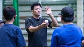 必ず“埋める”意識で戦局が変わる　元燕の名手が伝授するベースカバーの動き方