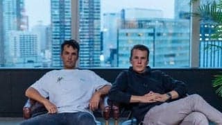 日本ハム「きつねダンス」で注目の楽曲秘話と「日本愛」を、ノルウェーの兄弟デュオ・イルヴィスが語った