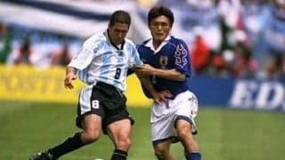 元日本代表・名良橋晃が振り返る現役時代。国立で行なわれたＷ杯予選、引き分け後の暴動に「いつ帰れるんだ」という恐怖も体験した