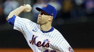 MLBで強打者が転んだ衝撃の3球　最強右腕の163km→164km→164kmに「ソトの膝壊したかと」