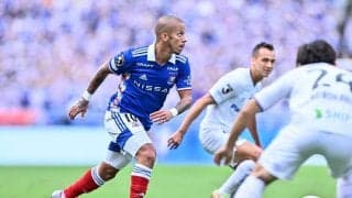 ドラゴンボールのコスプレ姿も！ 横浜FMが”10月10日はマルコス・ジュニオールの日”でベストシーン動画を公開！「日産がざわめいてた」「これから生まれる」など多くの反響