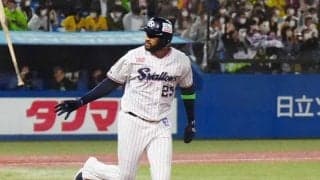 打った瞬間“確信弾”が「ガチで大きすぎる」　燕助っ人の「フォロースルー大好き」