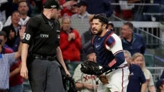 【MLB 地区S】キャッチしたのにファウルは「酷い判定」　戸惑う捕手に同情「明らかに当たってない」