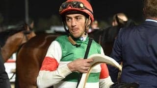 C.スミヨン騎手が落馬事故被害馬の輸送費を支払い 金額は約105万円