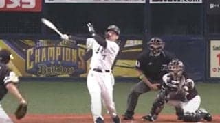 「飛距離バグってる」　吉田正の“超特大弾”にファン仰天「なんつーとこに打つんだ」