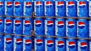 「素晴らしい！」「壮観」メッシやロナウジーニョが登場のペプシCM、あのユニフォームも着用「最高のマーケティング」