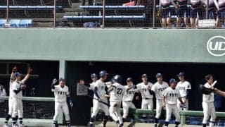 [硬式野球] 同点に追いつかれるも、終盤５点の猛攻で２つ目の勝ち点獲得