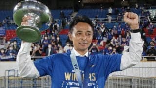 劇的展開での天皇杯制覇から2日、甲府の吉田達磨監督が退任「どこにいてもいつも応援しています」