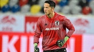 「普通に参加しとる」負傷離脱中の日本代表GKシュミット・ダニエルも笑顔で参加！ シントトロイデンの交流イベントで、香川真司もサインに応じるなど、選手とファンが交流！