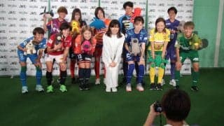 選手兼カメラマンが誕生?!　WEリーグカンファレンスに現役選手がプレスとして参加